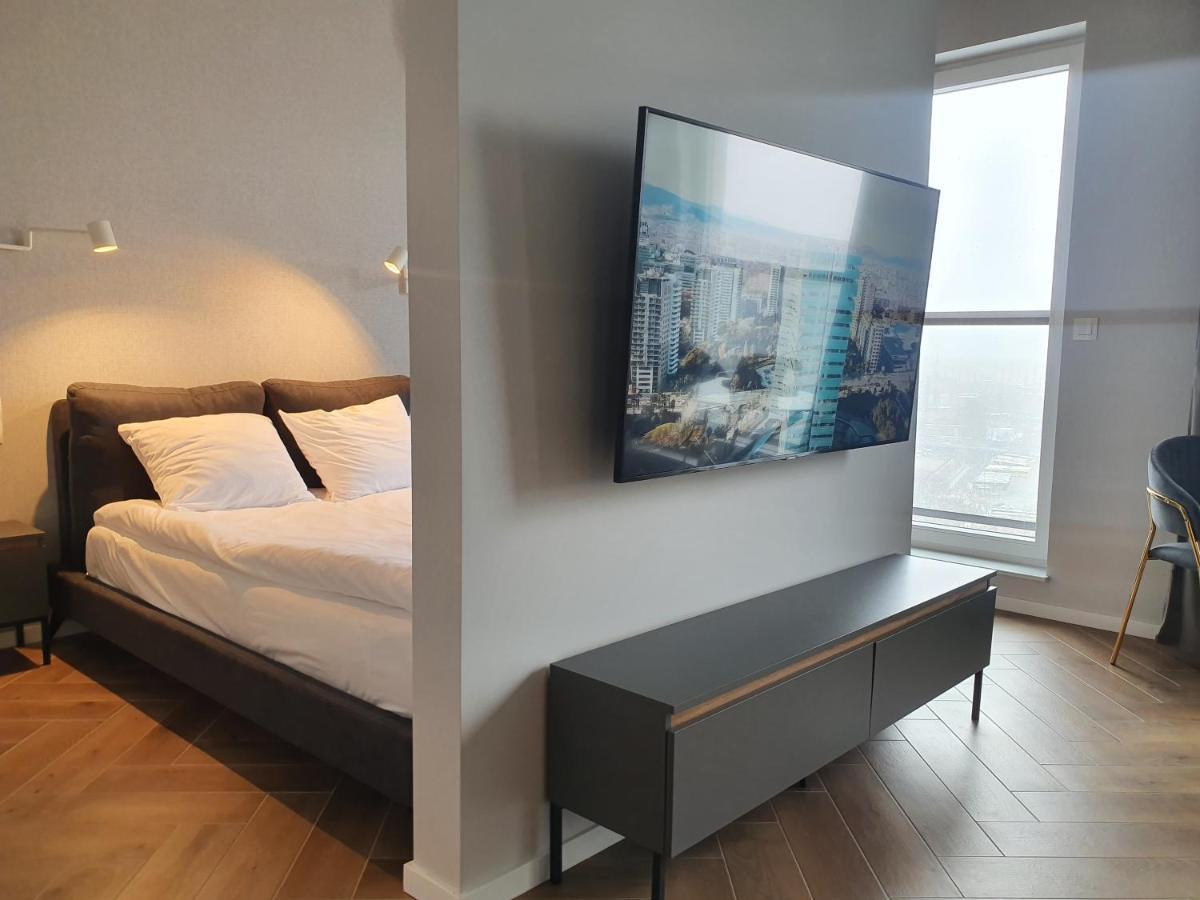 15 Pietro Sokolska 30 Towers Apartments - New- Lux- Parking- Sauna- Gym- And Good View From 15Th Floor Katowice Extérieur photo