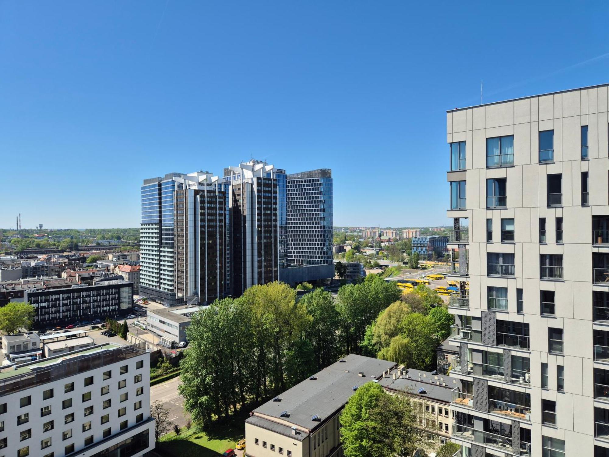 15 Pietro Sokolska 30 Towers Apartments - New- Lux- Parking- Sauna- Gym- And Good View From 15Th Floor Katowice Extérieur photo
